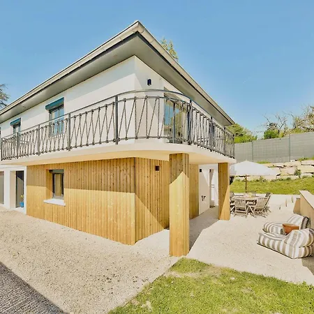 Villa Maison Avec Piscine Et Climatisation Aux Portes De Lyon *